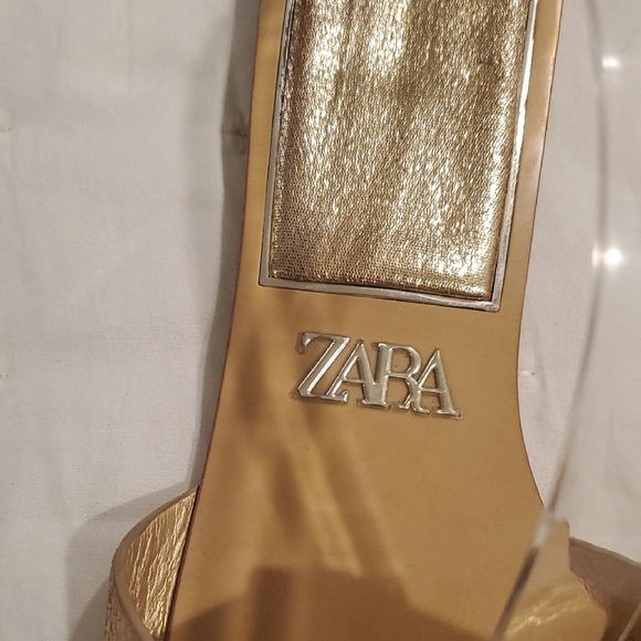 Zara Gold Women Sandals (7) - Picture 2 of 11